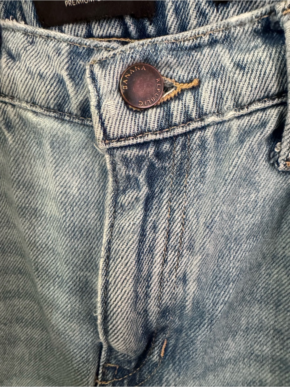 Banana Republic Barrel Fit Light Wash Jeans - Picture 6 of 12